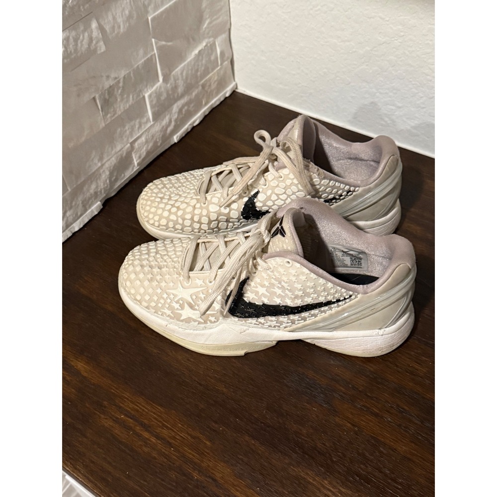 Nike Kobe 6 Protro Mambacita Sweet 16 White / Black Size: Boys 6.5Y Shoes
